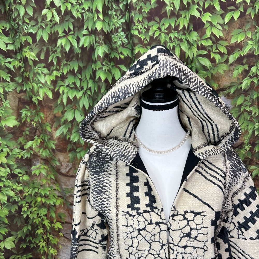 RARE MARIA CORNEJO FOR BARNEYS Cream and Black Aztec Print Long Line Cardigan, 0 - Picture 5 of 15